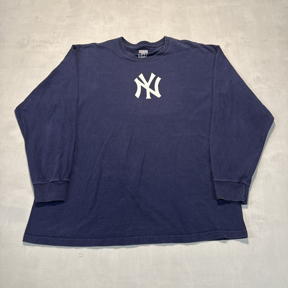 Printed New York Yankees Men's long sleeve graphic tee 90s Navy Size L